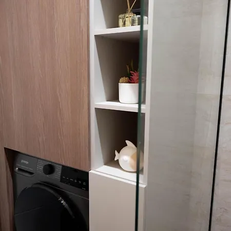 Amoris - Luxury Penthouse With Private Rooftop & Jacuzzi 아파트